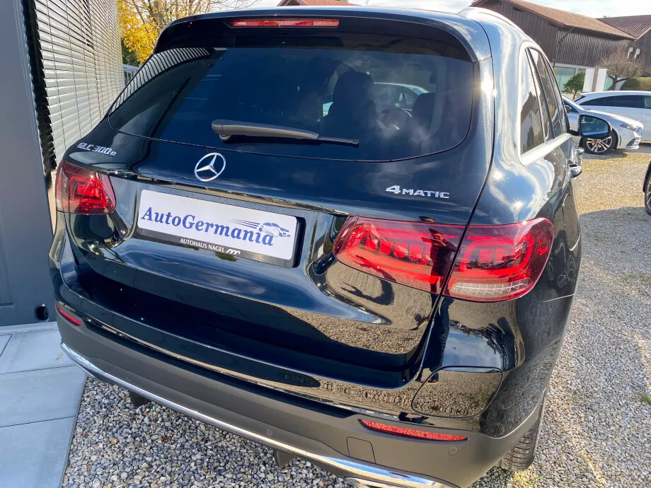 Mercedes-Benz GLC 300e 320PS AMG 4Matic  Image 3