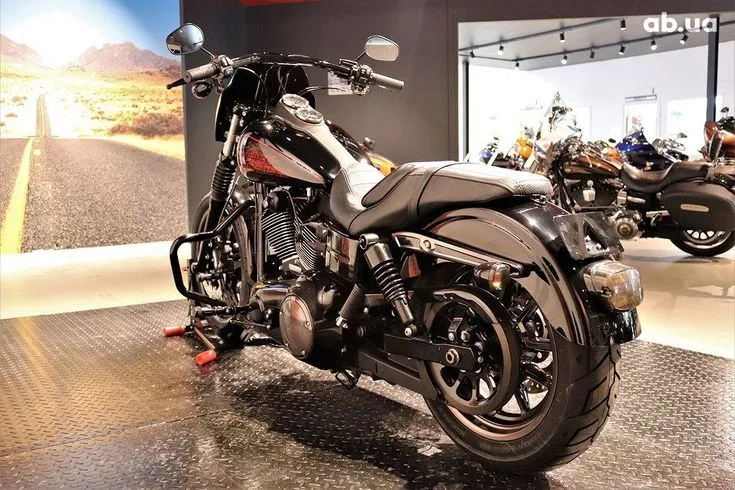 Harley-Davidson FXDL Image 7